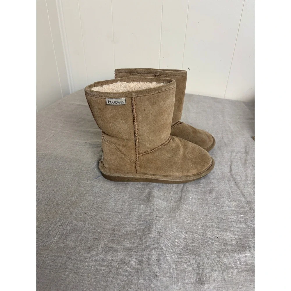 Bearpaw Elle Youth Size 5 Brown Suede Sheepskin Lining Mid Calf Boots